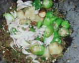 A picture of step 2 of Spicy chicken pulao.