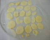 A picture of step 2 of Oil-Free Non-Fried Potato Chips.