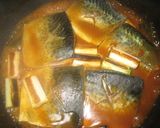 A picture of step 12 of Seafood! Mackerel Simmered in Miso.