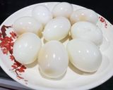 Hình bước làm 1 của món Thịt trứng kho sốt tiêu đen