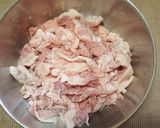 A picture of step 2 of Sweet, Sour, and Spicy Grilled Pork Offcuts.