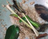 Foto langkah ke 2 dari resep Sop Ayam ala Pak Min Klaten / Sop Ayam Kampung kuah bening.