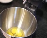 A picture of step 5 of Cheddar Cheese Popovers.