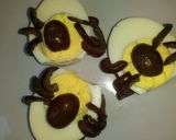 Foto del paso 1 de la receta: Huevos Arañas Halloween