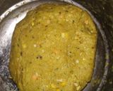 A picture of step 2 of Punch Ratan Dal Paratha.