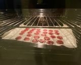 Foto langkah ke 2 dari resep Pepperoni Crunchy (Camilan Sehat Gak Bikin Gendut!).