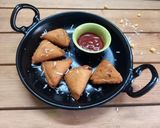 A picture of step 6 of Cheese Corn Samosa.
