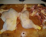 Foto del paso 1 de la receta: Cuarto de pollo deshuesado asado al carbón, relleno de beicon, pimiento y champiñones