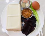 Foto langkah ke 1 dari resep Bola bola tahu dan jamur kuping.