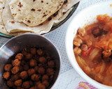 Foto del paso 6 de la receta: Garbanzos crujientes en curry de tomates