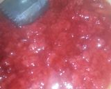 A picture of step 3 of Holiday Cran-Strawberry Jam.