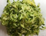 Foto del paso 1 de la receta: Bocaditos de zapallito verde