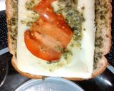 A picture of step 3 of Grilled Cheese with pesto & mozzarella.