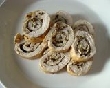 A picture of step 10 of Bite Sized Rolled Chicken Steaks.