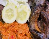Foto langkah ke 6 dari resep Penyetan Lele Sambal Kemiri.