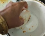 A picture of step 9 of Indian italiano stuffing sandwich in pakode style.