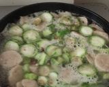 Foto langkah ke 4 dari resep Sop Bakso Oyong.