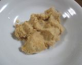 A picture of step 3 of Okara, Oatmeal & Kinako Cookie Balls with Honey.