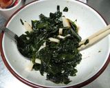 A picture of step 2 of Super Easy Korean-Style Wakame & Kamaboko in Vinegar Dressing.
