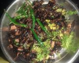 A picture of step 6 of Black chicken masala.