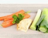 Hình bước làm 1 của món Canh thịt bò hầm rau củ