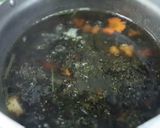 A picture of step 7 of Seaweeds and tofu soup.