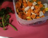 Tárkonyos raguleves recept fázis 2 fotója
