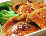 A picture of step 7 of Filling Katsu Bento.
