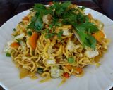 Foto langkah ke 6 dari resep Mie goreng pedas.