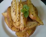 Foto langkah ke 4 dari resep Potato Wedges yummy...