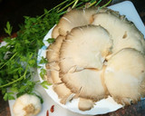 Foto del paso 1 de la receta: Setas en salsa