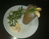 A picture of step 4 of Mint & lemon drink.