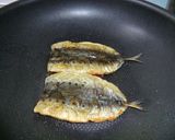 A picture of step 4 of Easy! Kabayaki-Style Sardines.