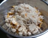 A picture of step 1 of Persimmon Jam.