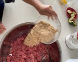 Foto del paso 2 de la receta: Hamburguesa y camotes divertidos