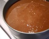 A picture of step 4 of Chocolate Mousse and Jello Cake.