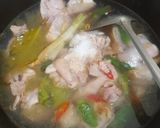 Foto langkah ke 4 dari resep Garang asem ayam tanpa daun pisang.
