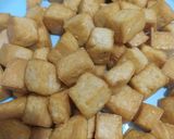 Foto langkah ke 3 dari resep Tumis toge tahu wortel.