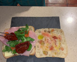 Foto del paso 4 de la receta: Sándwich de jamón, doble de queso y sobrasada