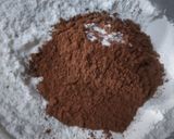 Foto langkah ke 2 dari resep Bolu Kukus Cokelat Gluten Free.