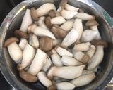 Hình bước làm 1 của món Nấm kho gừng (chay)