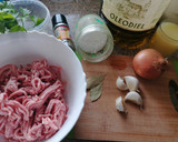 Foto del paso 1 de la receta: Pelotas en salsa