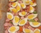 Brokkolis, tojásos, virslis csőben sült recept fázis 2 fotója