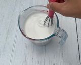 A picture of step 4 of Creamy coconut ice-cream.