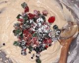 A picture of step 2 of Heart Fruit Cake.