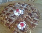 A picture of step 7 of Apple pumpkin pizza pie.