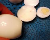 A picture of step 4 of Hard Boiled Egg Snowman * Christmas *.