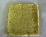 A picture of step 5 of Sweet Potato Jam Rolls.