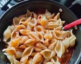 A picture of step 3 of Arrabbiata pasta.