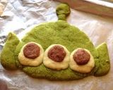 A picture of step 15 of Great for Halloween - Little Green Men Cookies.